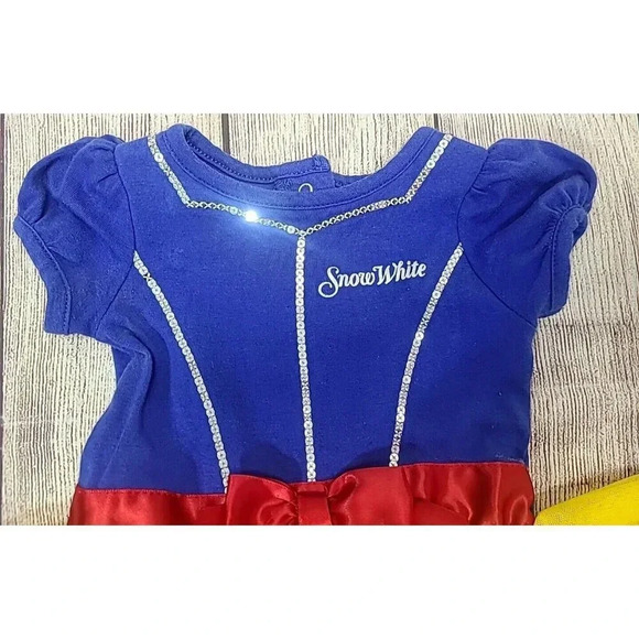 Disney Baby Snow White Costume Outfit Infant 6 Months Attached Tutu Sequins - Picture 4 of 5